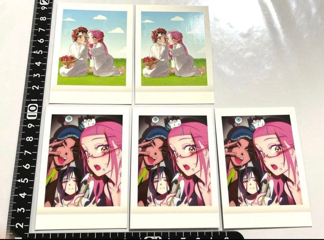 ALIEN STAGE ベビーフィギュア　缶バッジ　箔押しありぱしゃこれ　スア