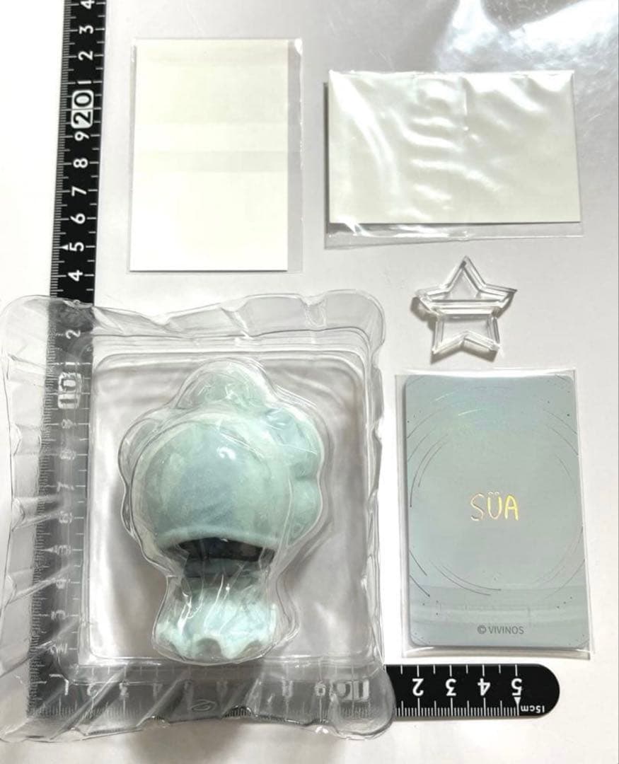 ALIEN STAGE ベビーフィギュア　缶バッジ　箔押しありぱしゃこれ　スア