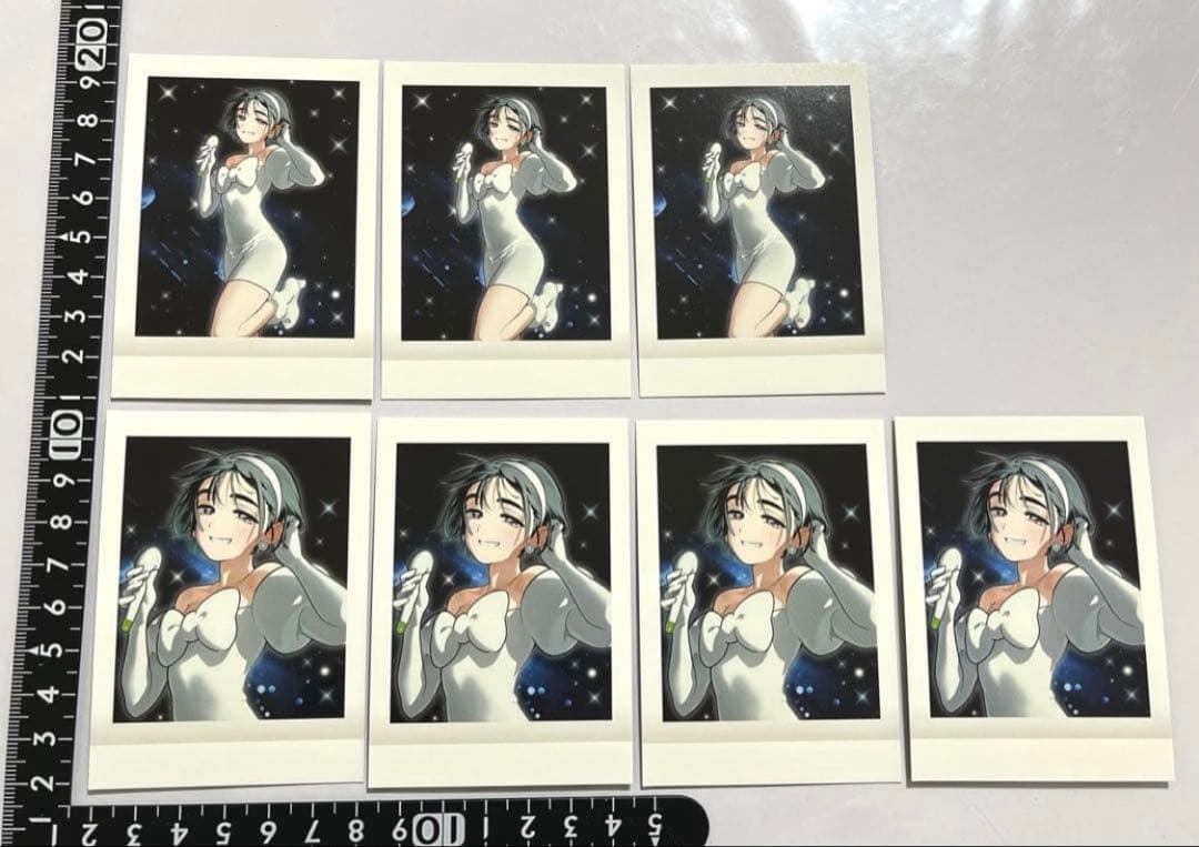 ALIEN STAGE ベビーフィギュア　缶バッジ　箔押しありぱしゃこれ　スア