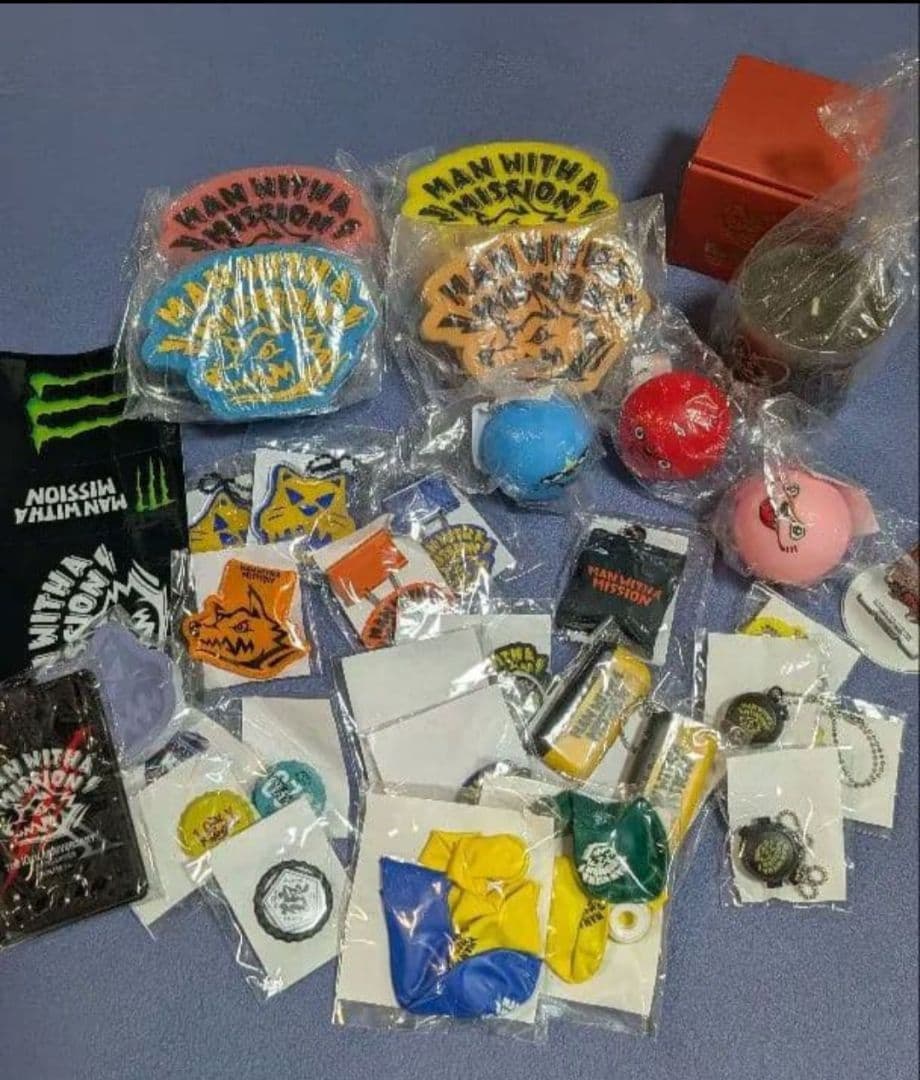 マンウィズ　グッツ（クッション、キーホルダーなど）超特価