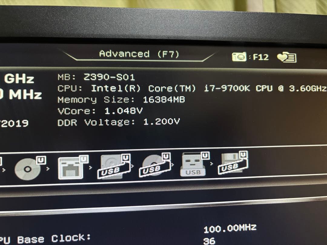 Intel Core i7-9700K Z390マザー付きbios確認済