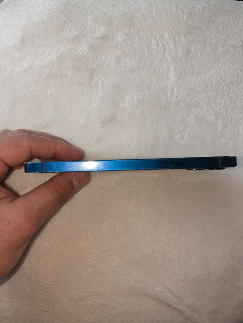 ​【SIMフリー】Apple iPhone 12 64GB ブルー