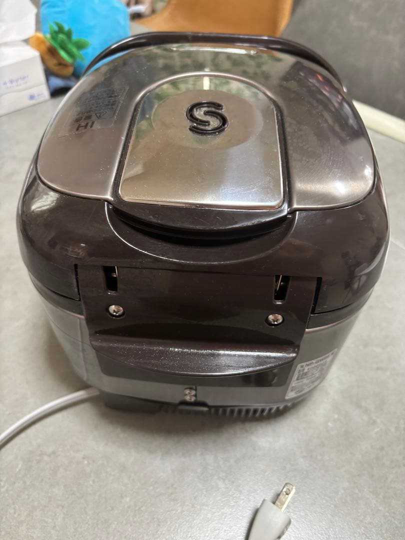 女性オーナー象印3合炊き　極め炊き　22年製美品NP-GW05