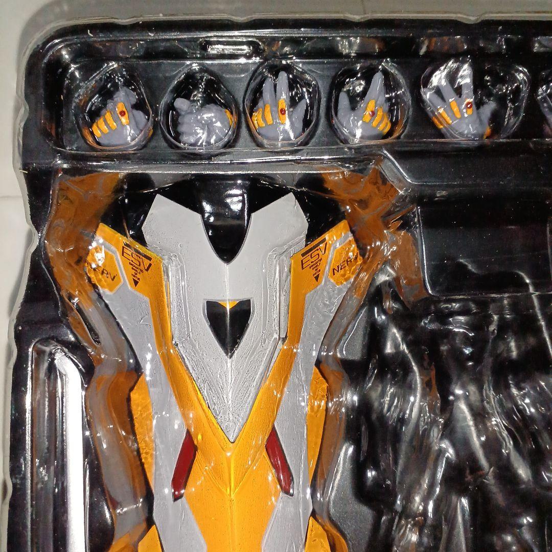 訳　エヴァンゲリオン　リボルテック　量産機　翼バージョン　／ワンフェス限　零号機