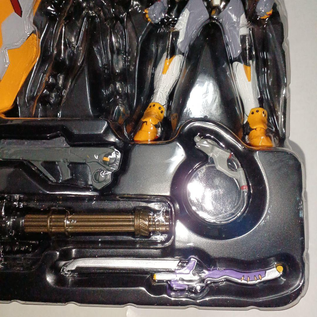 訳　エヴァンゲリオン　リボルテック　量産機　翼バージョン　／ワンフェス限　零号機