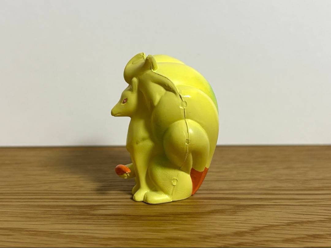 モンコレ　キュウコン　ポケモン　フィギュア　激レア　初期