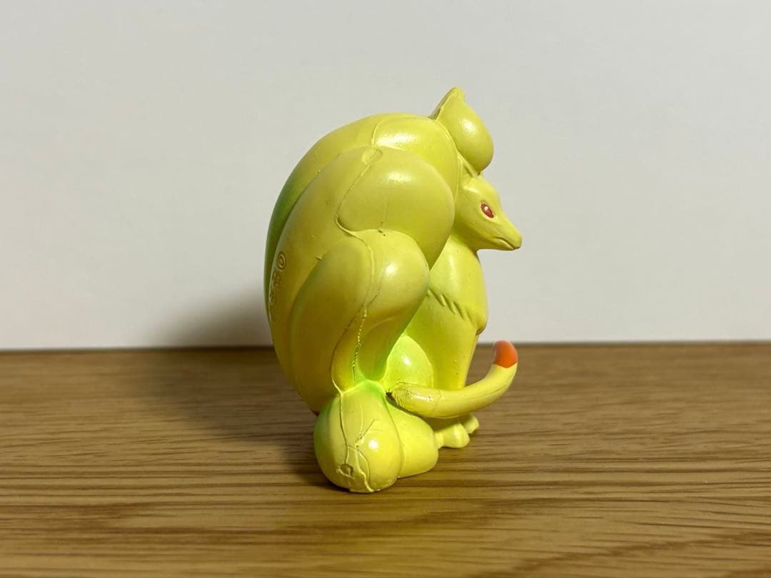 モンコレ　キュウコン　ポケモン　フィギュア　激レア　初期