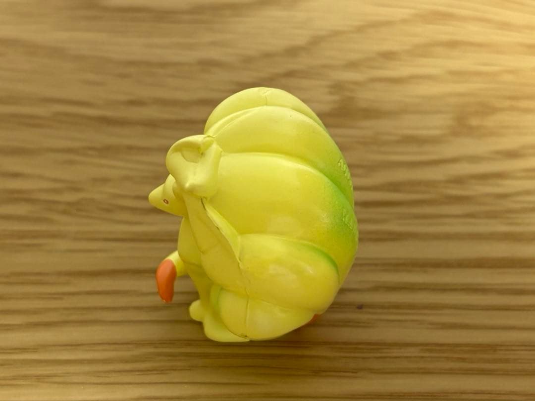 モンコレ　キュウコン　ポケモン　フィギュア　激レア　初期