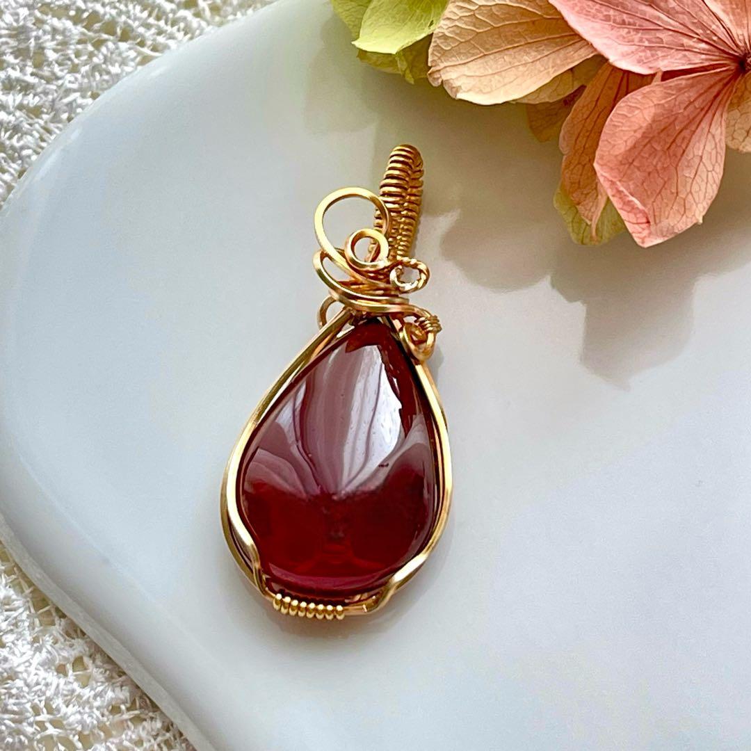 1月の誕生石　オレンジガーネットワイヤーラッピングペンダントトップ