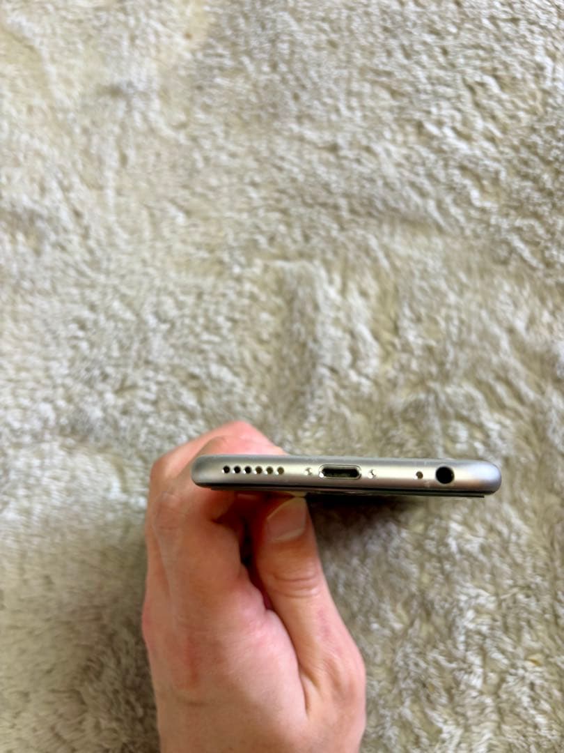 【美品】iPhone 6s 本体 128GB スペースグレイ バッテリー100%