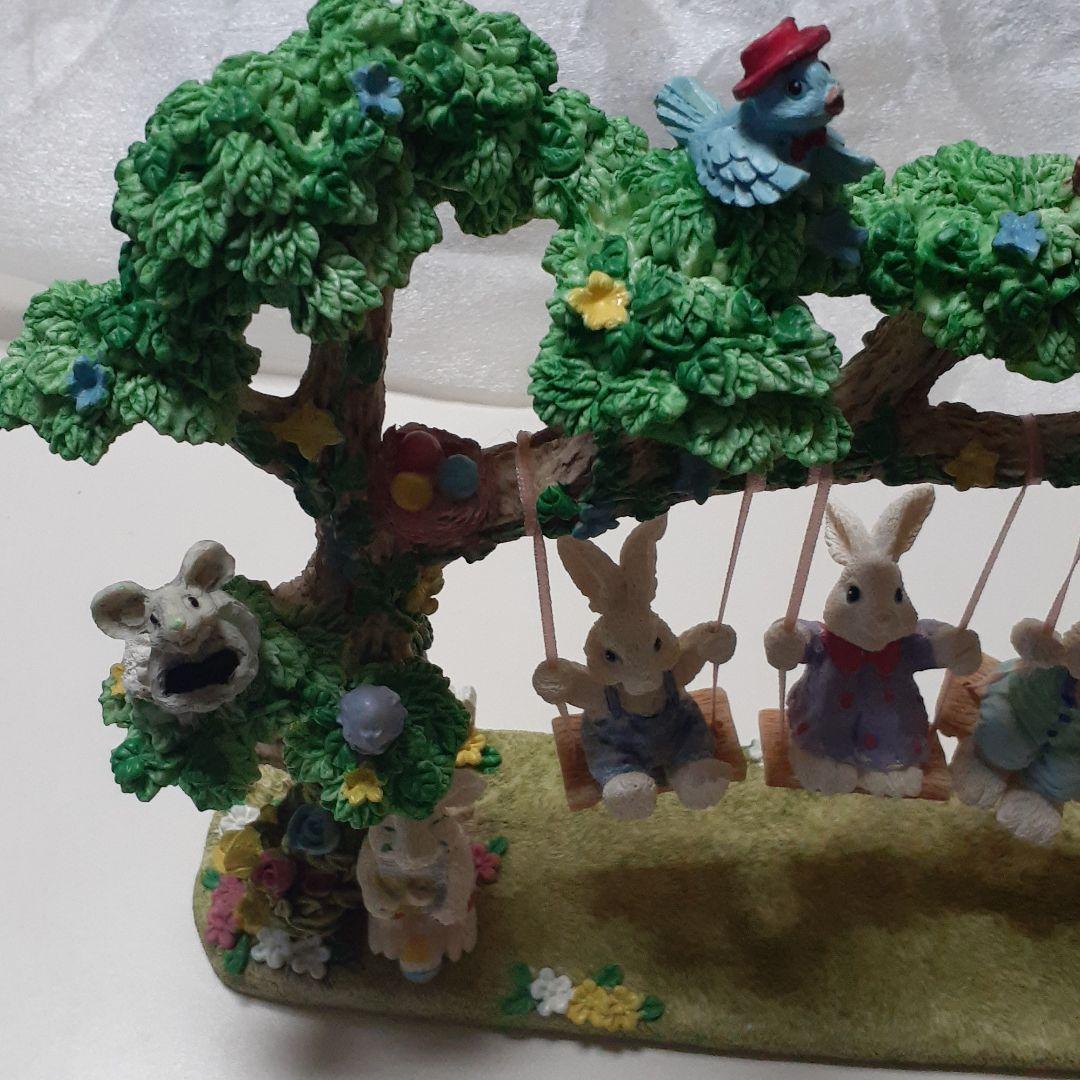 ハッピーイースターの飾り、置物です。