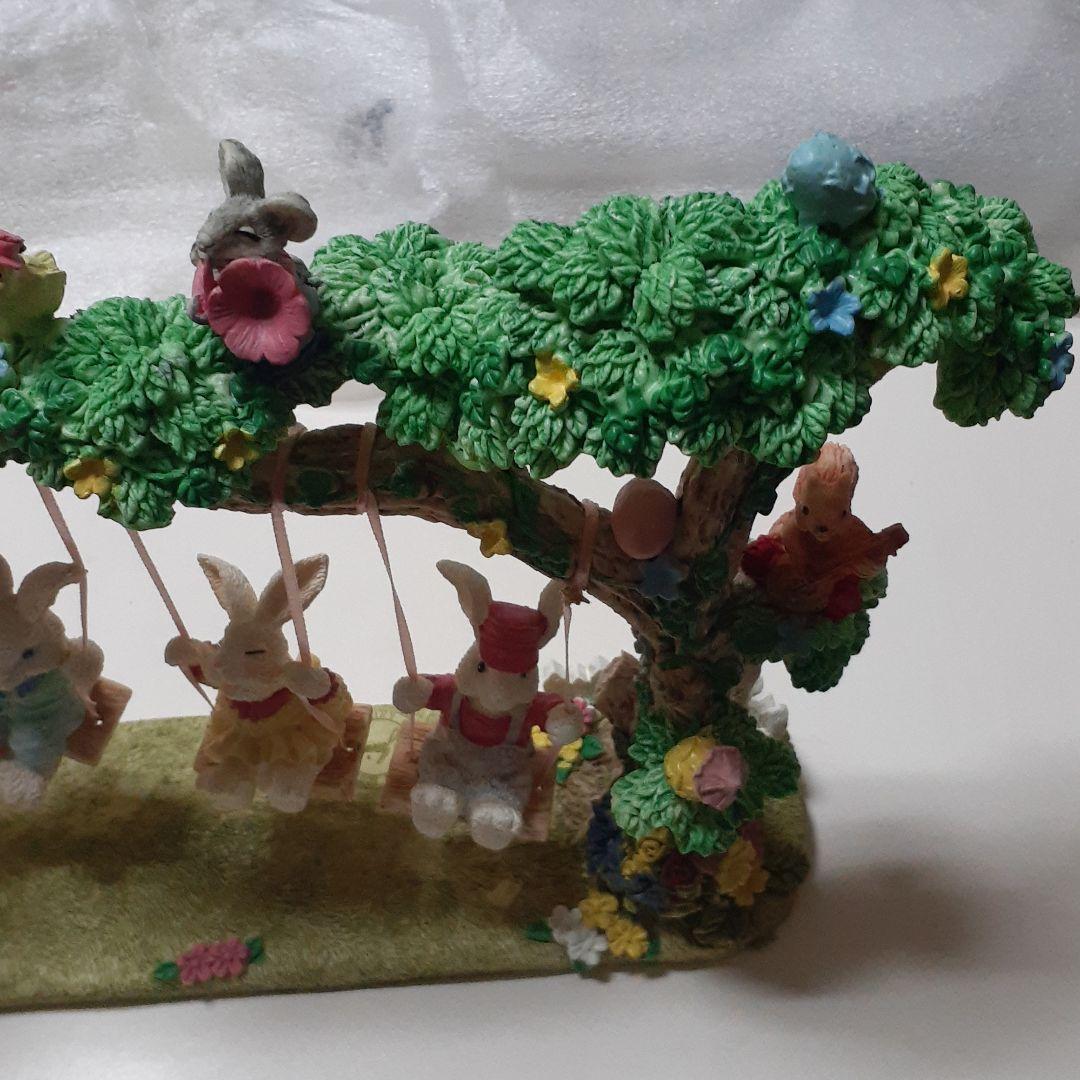 ハッピーイースターの飾り、置物です。