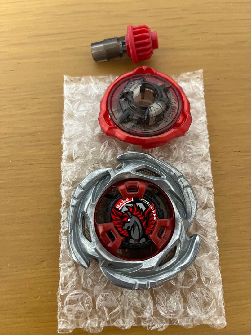 ベイブレードx エアロペガサス3-70A レッド　未使用
