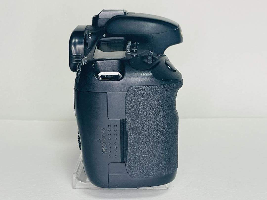 Canon キヤノン EOS 7D デジタル一眼レフ カメラ 動作未確認