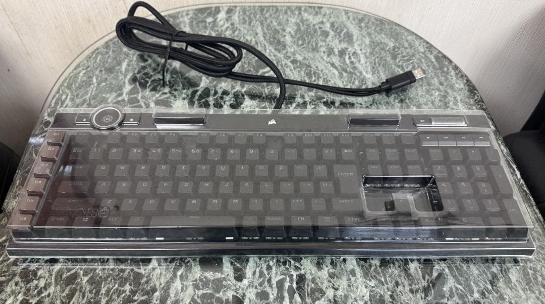 CORSAIR K100 RGB メカニカルゲーミングキーボード 有線