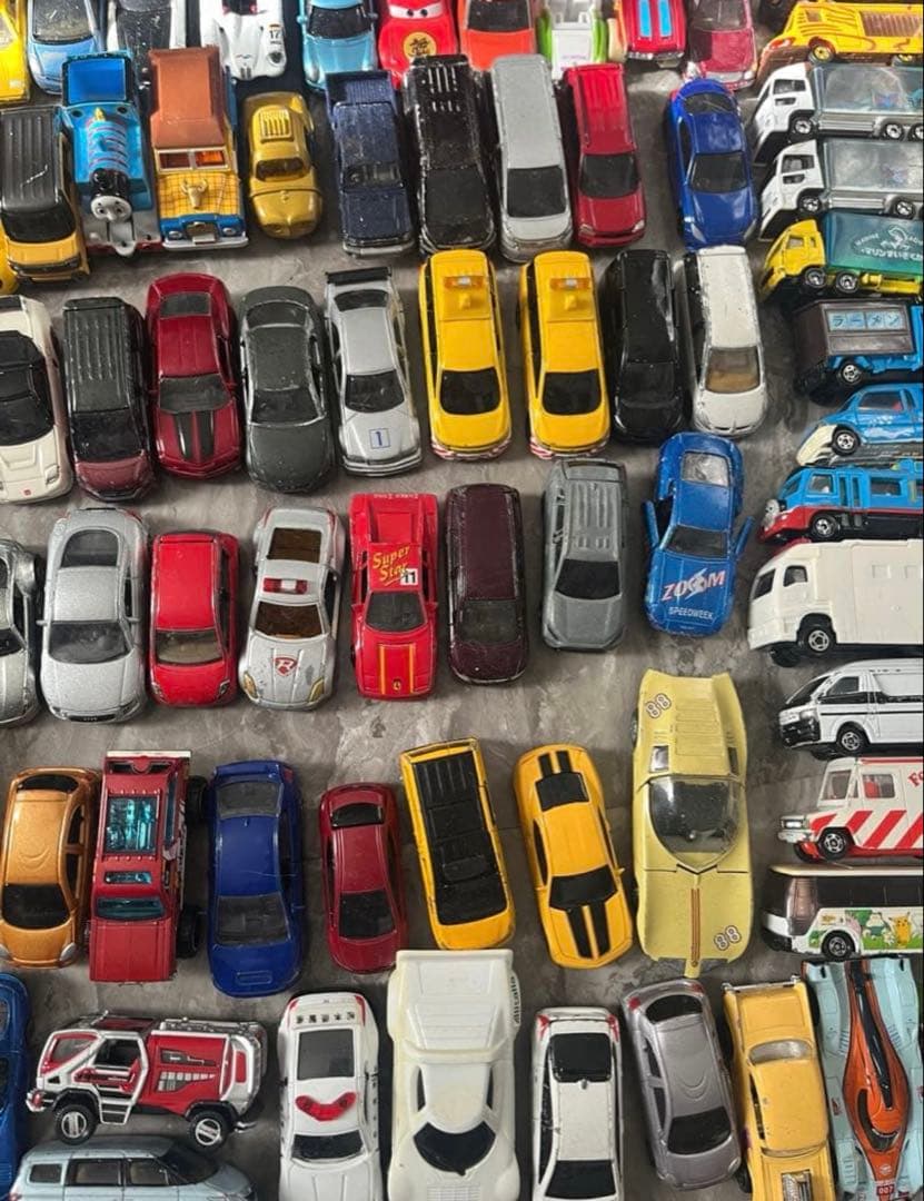超大量 希少　ミニカー　100台超え　まとめ売り　　フェラーリ　トラックな