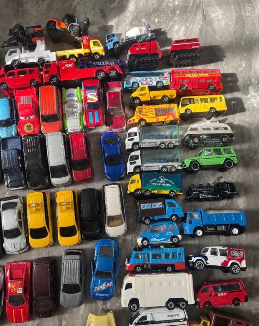 超大量 希少　ミニカー　100台超え　まとめ売り　　フェラーリ　トラックな