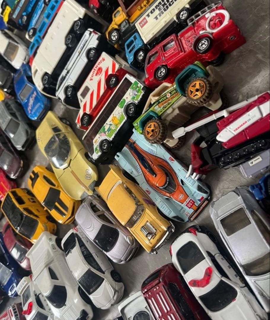 超大量 希少　ミニカー　100台超え　まとめ売り　　フェラーリ　トラックな