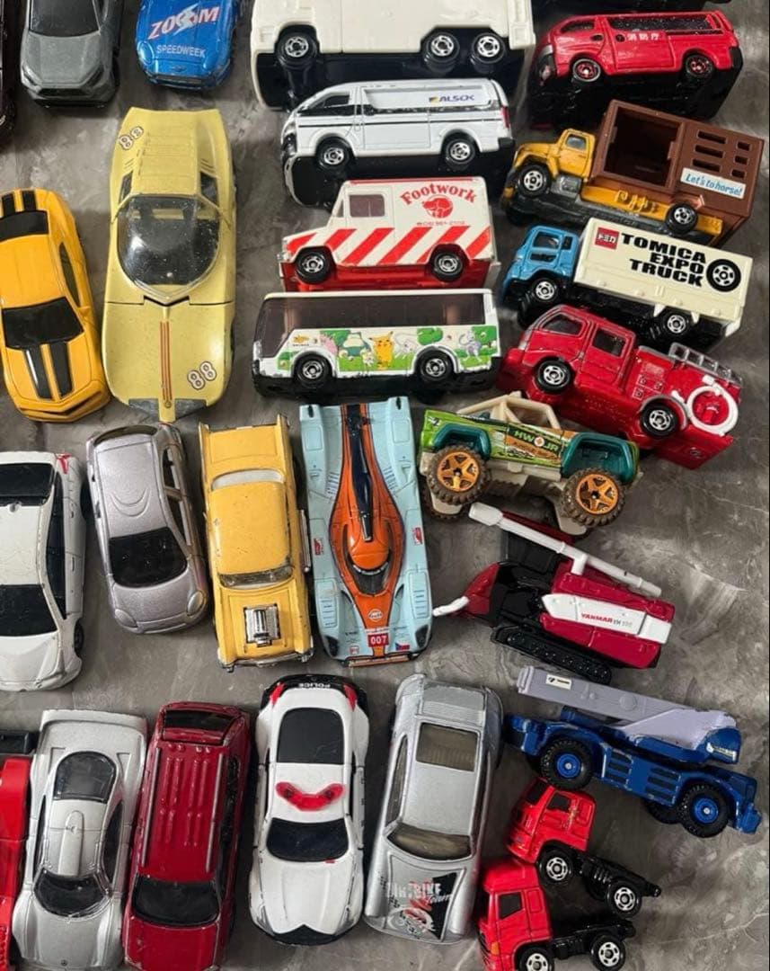 超大量 希少　ミニカー　100台超え　まとめ売り　　フェラーリ　トラックな