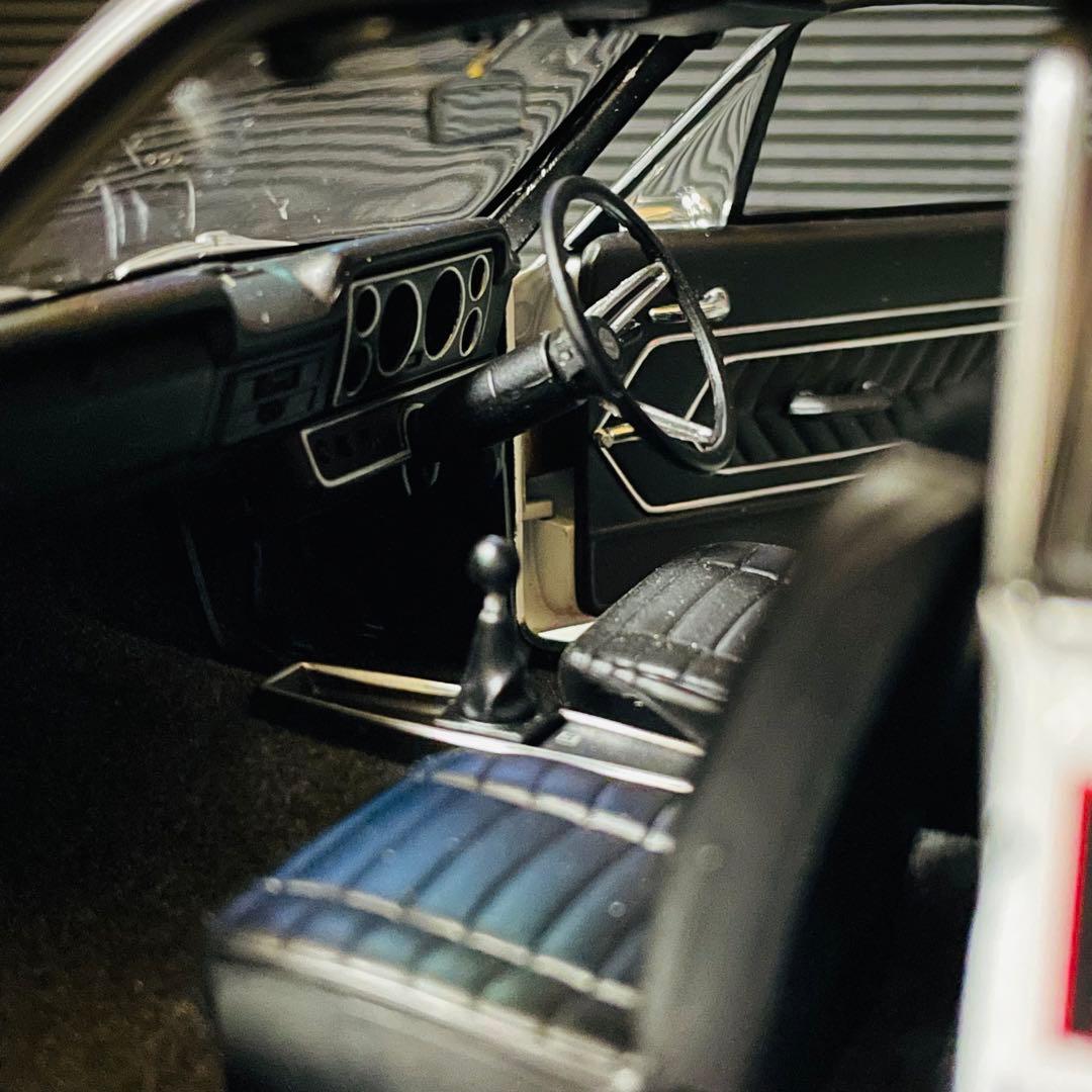 国内未入荷 1/18 AUTOart ホールデン LC トラナ GTR XU-1