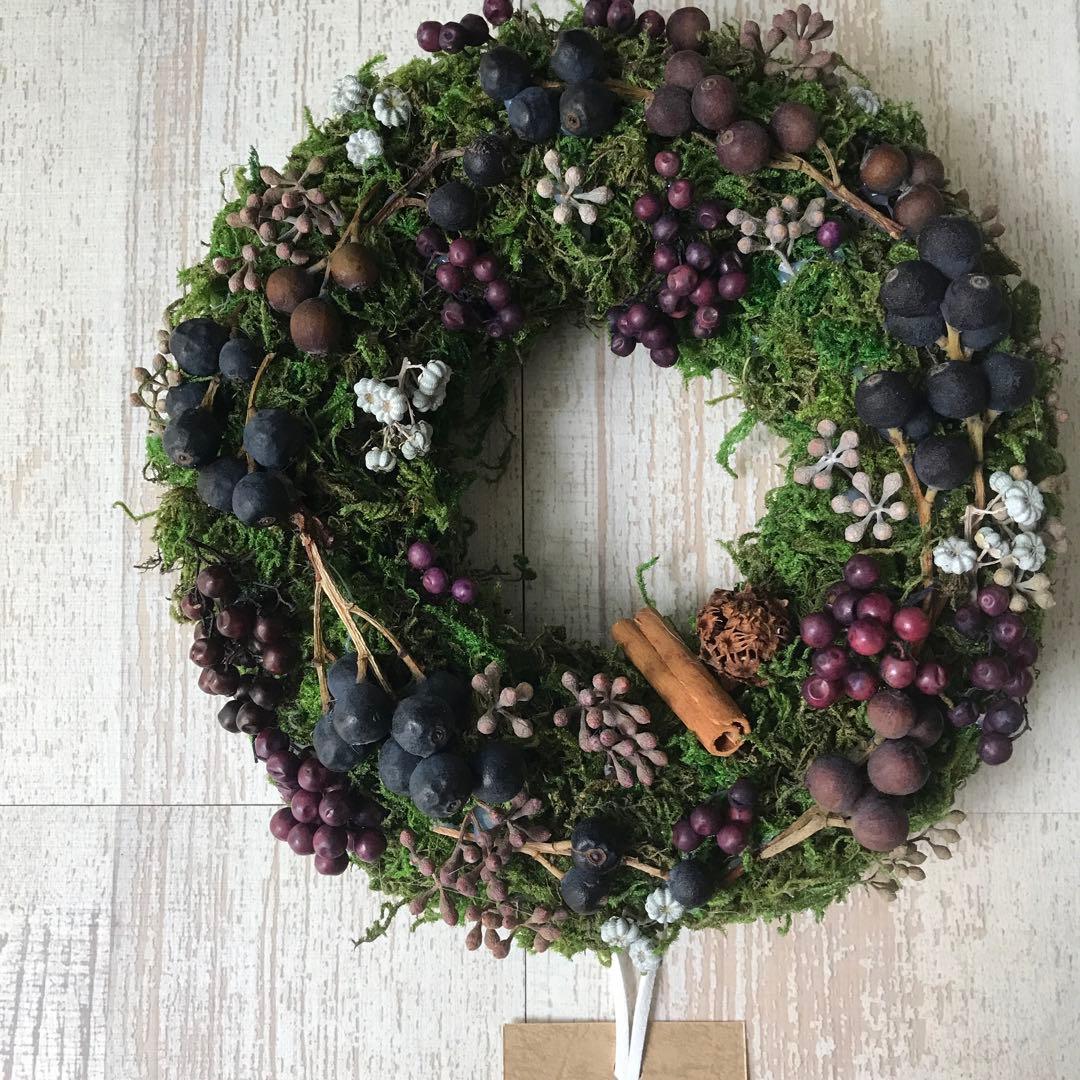 No22 ベリーのクリスマスリース　シャリンバイ　ペッパーベリー　ドライモス