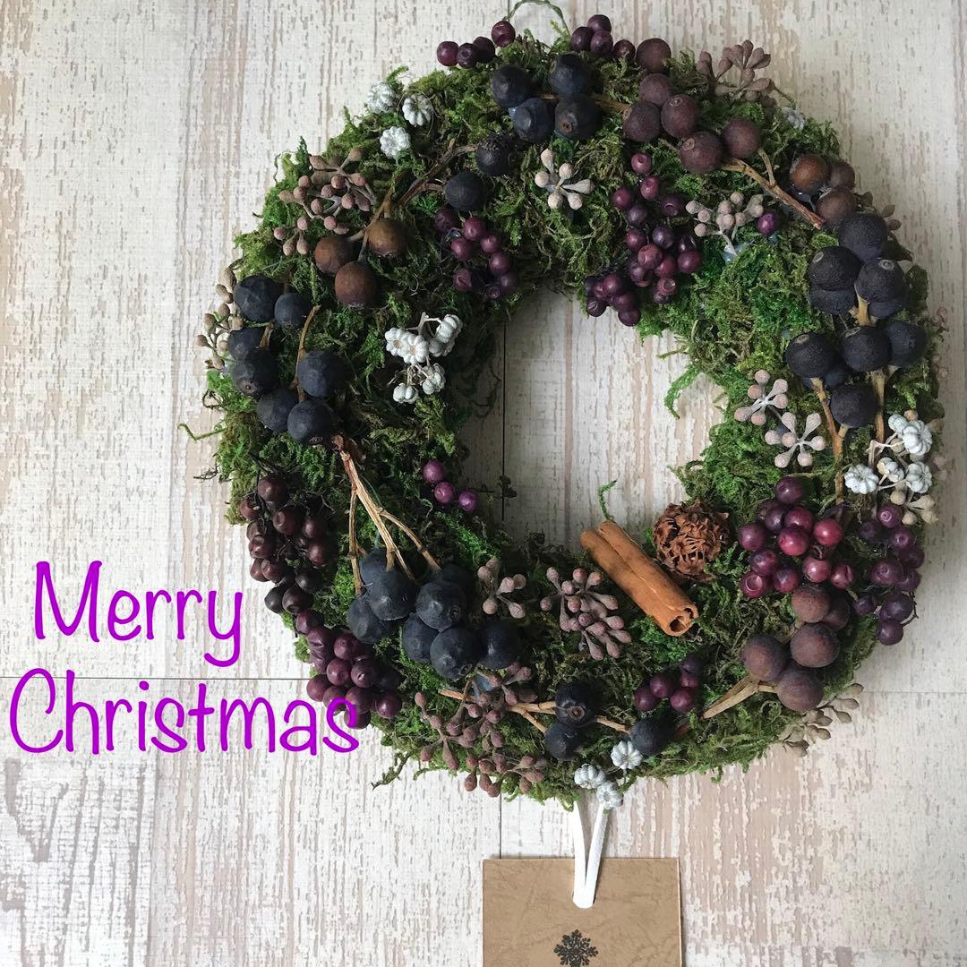 No22 ベリーのクリスマスリース　シャリンバイ　ペッパーベリー　ドライモス