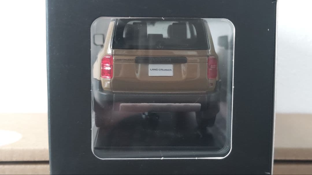 トヨタ ランクル250 ミニカー ZX サンド×ライトグレー 内装ブラウン