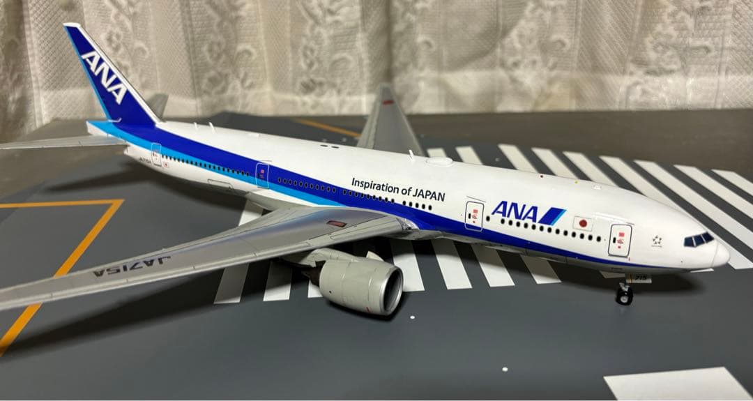 1/200 ANA B777-281ER JA715A完成品