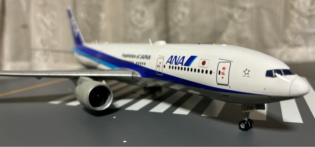 1/200 ANA B777-281ER JA715A完成品