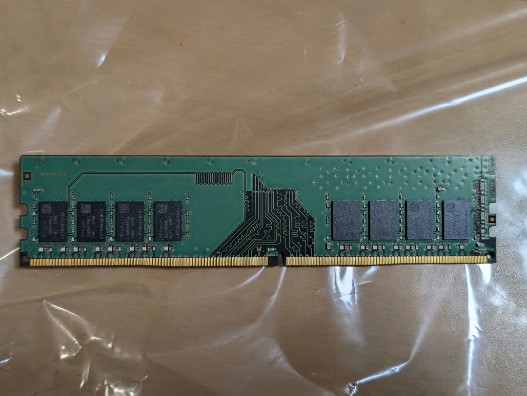 SK hynix 8GB DDR4-2666 DIMM メモリ　USED