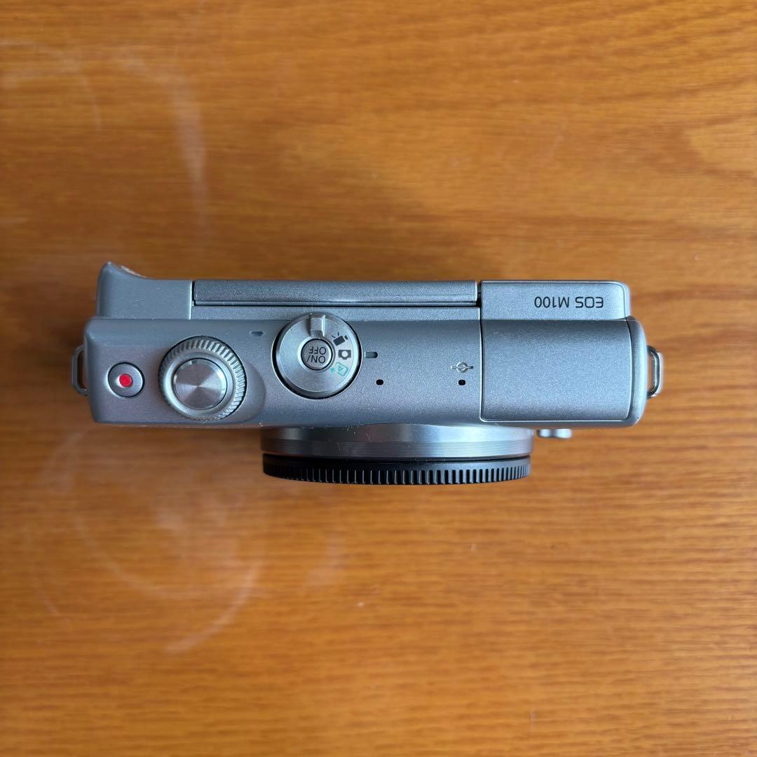 Canon EOS M100 グレー 標準ズーム・単焦点レンズキット