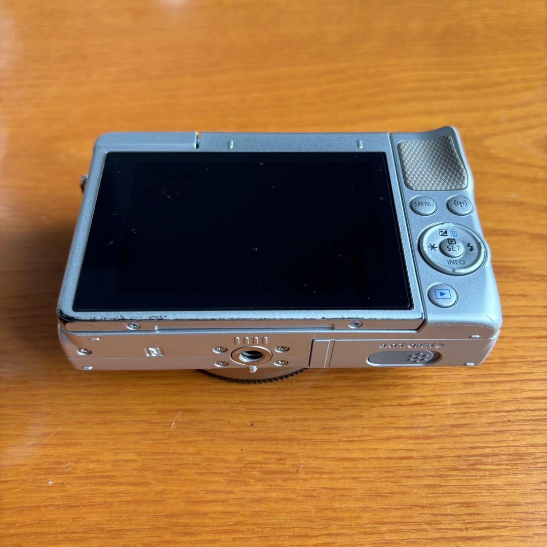 Canon EOS M100 グレー 標準ズーム・単焦点レンズキット