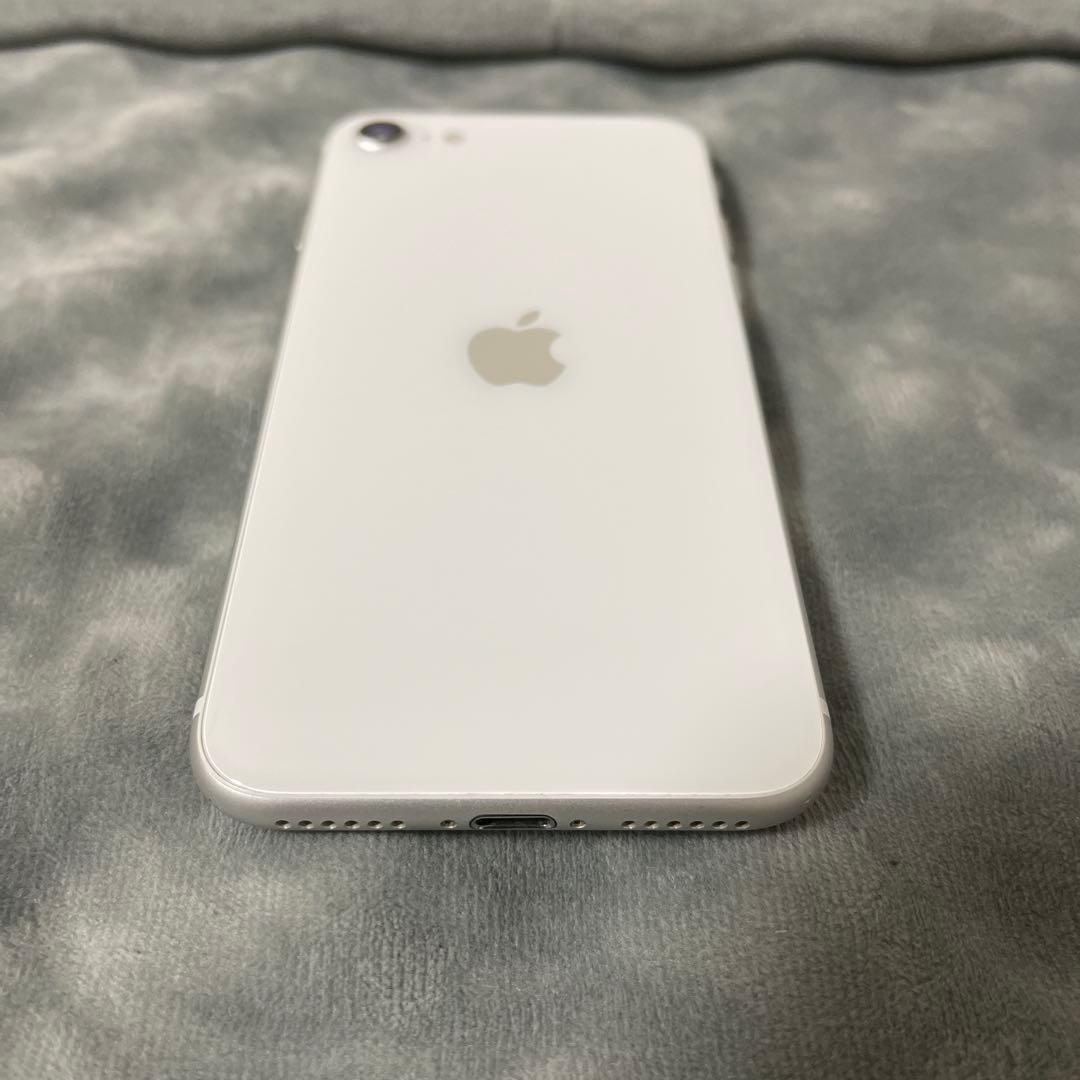 iPhoneSE (第2世代) ホワイト バッテリー最大容量80% SIMフリー