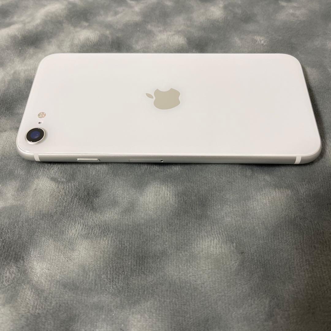 iPhoneSE (第2世代) ホワイト バッテリー最大容量80% SIMフリー