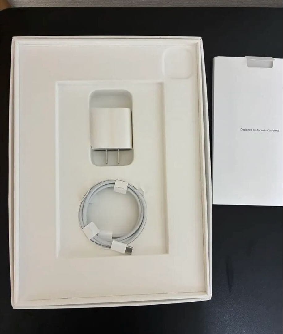 iPad Air 第5世代 64GB スペースグレイ 美品 ケース付き