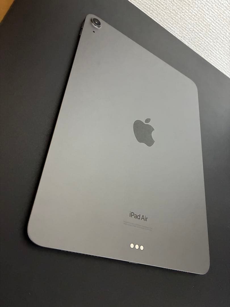 iPad Air 第5世代 64GB スペースグレイ 美品 ケース付き