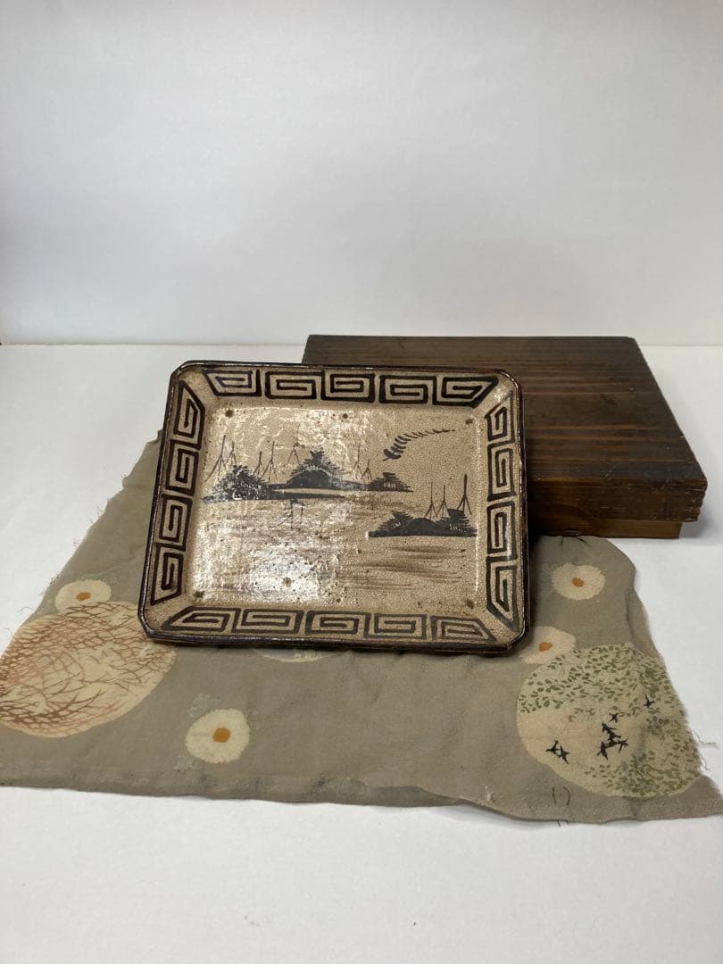 江戸後期　絵瀬戸　角皿