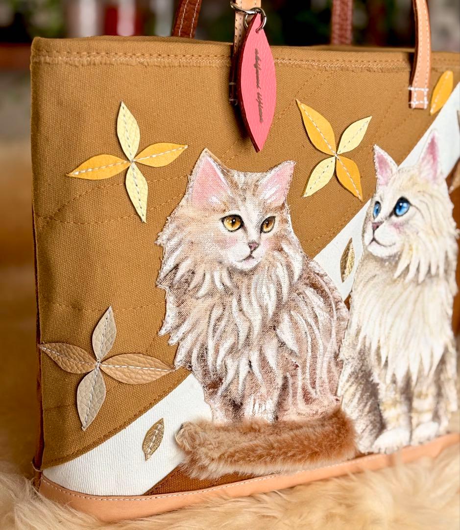 (手づくり)「シュッ」と「まる」ネコと猫のトートバッグ/アップリケ刺繍