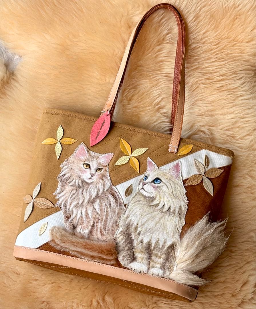 (手づくり)「シュッ」と「まる」ネコと猫のトートバッグ/アップリケ刺繍