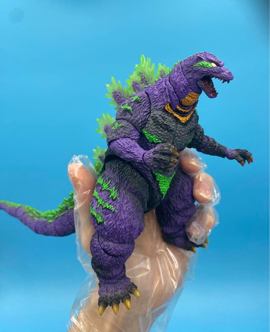 S.H.MonsterArts ゴジラfeat.EVA-01 エヴァ