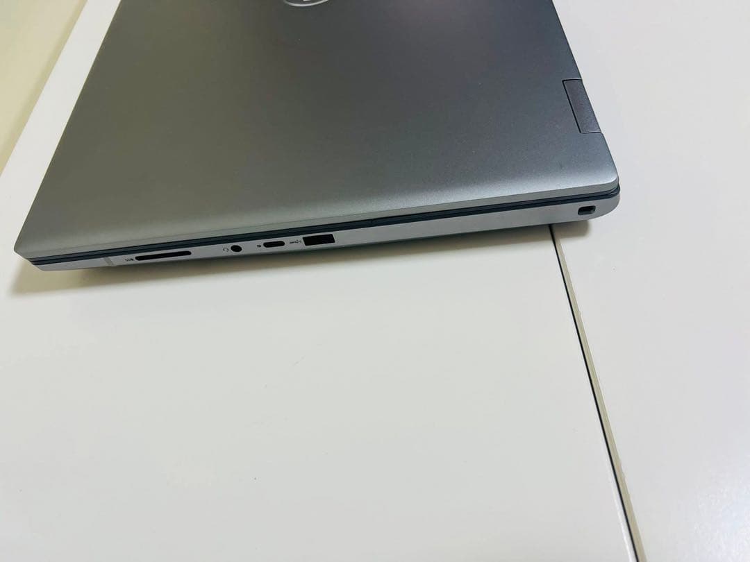 Windowsノート本体 Dell Precision 7670 Core i7/16GB/1TB