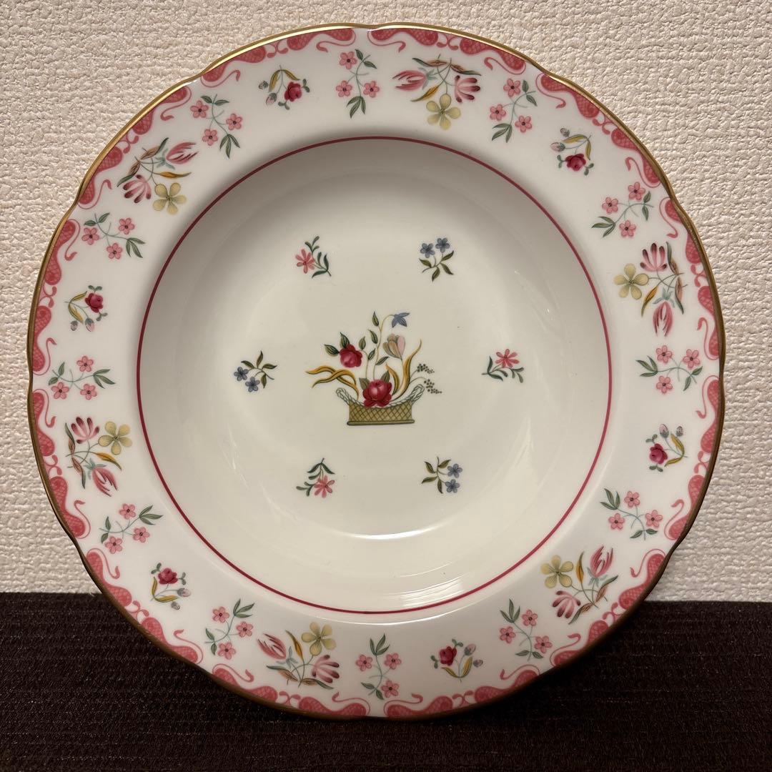 ウェッジウッド　ビアンカ　スーププレート　パスタプレート