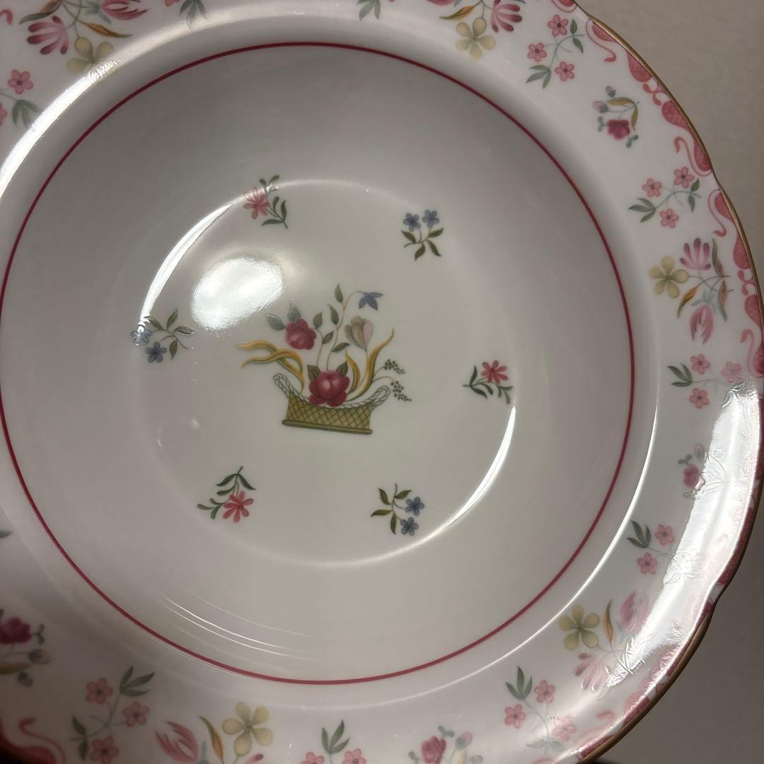 ウェッジウッド　ビアンカ　スーププレート　パスタプレート