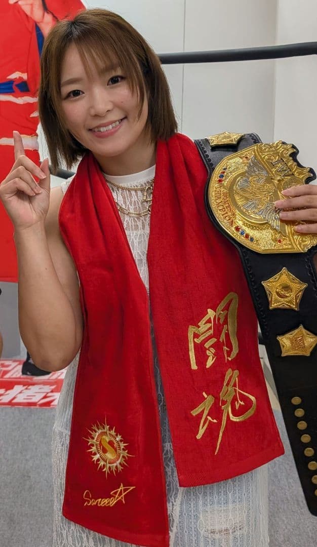 【入手困難】 Sareee　闘魂タオル× Sareee コラボ商品　女子プロレス