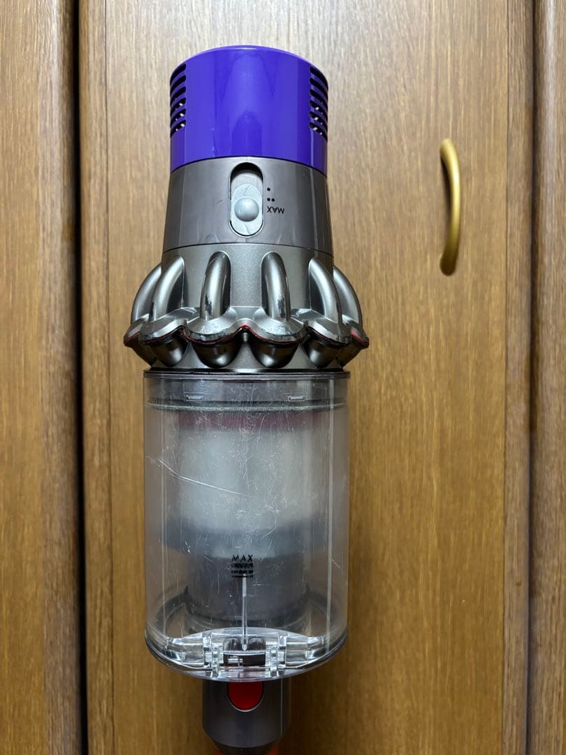 ダイソン Dyson V10(SV12) サイクロン式 掃除機