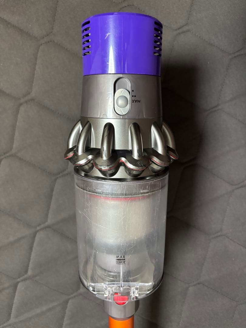 ダイソン Dyson V10(SV12) サイクロン式 掃除機