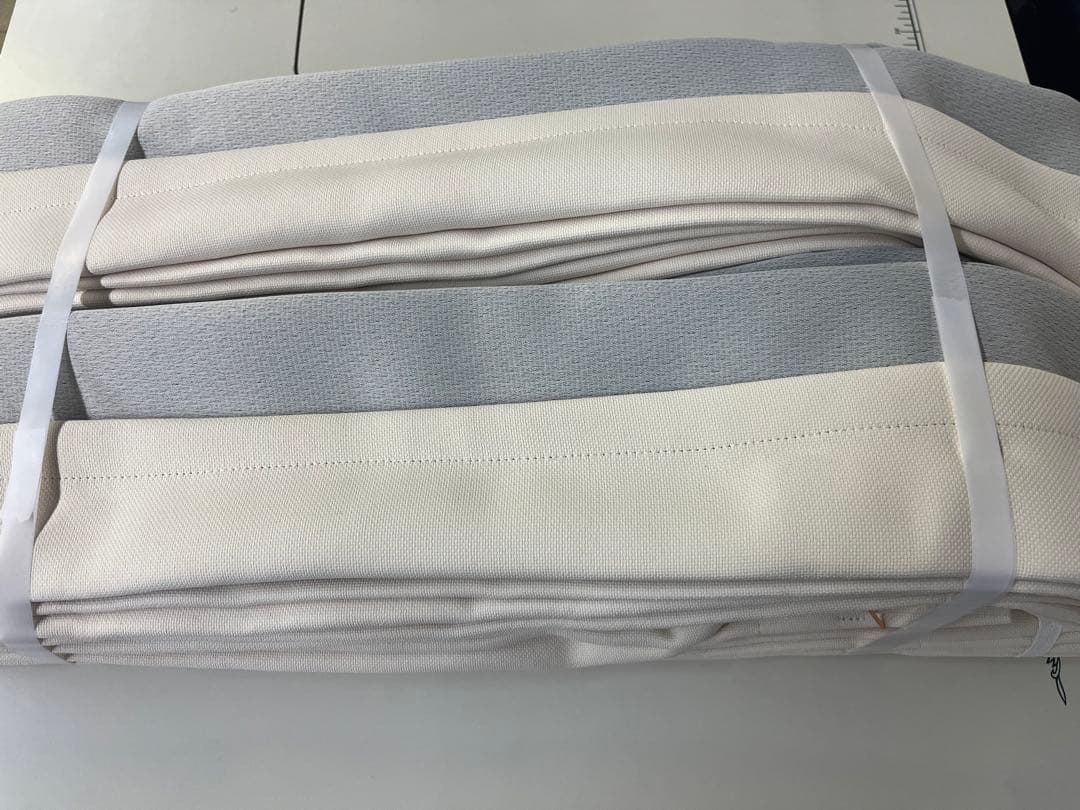 sangetsu 幅100㎝×総丈204㎝×2枚　定価34,300円