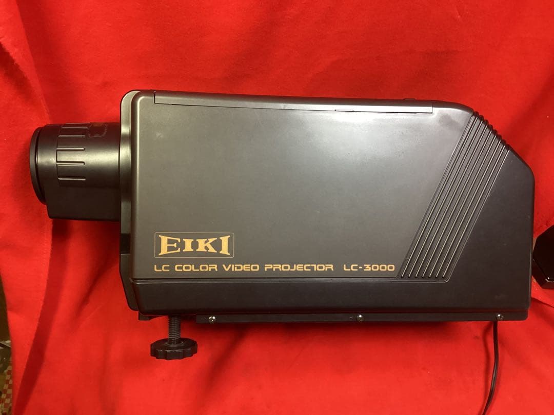 EIKI エイキ 液晶ビデオ映写機 LC-3000 2000年製ソフトキャリー付