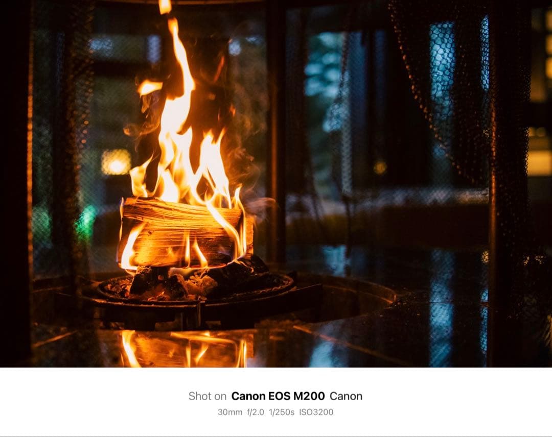 【限定色】Canon EOS M200 + SIGMA 30mm/56mmセット