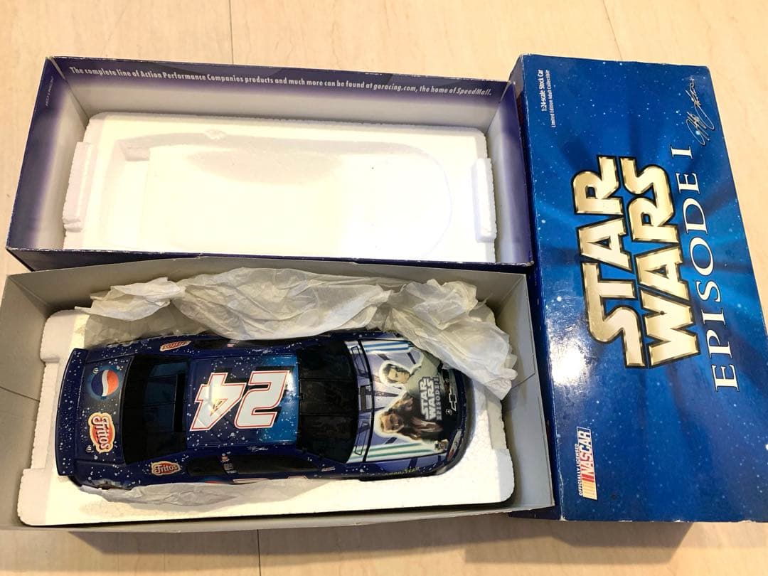 ジェフゴードン スターウォーズ エピソードI 1/24NASCAR ミニカー